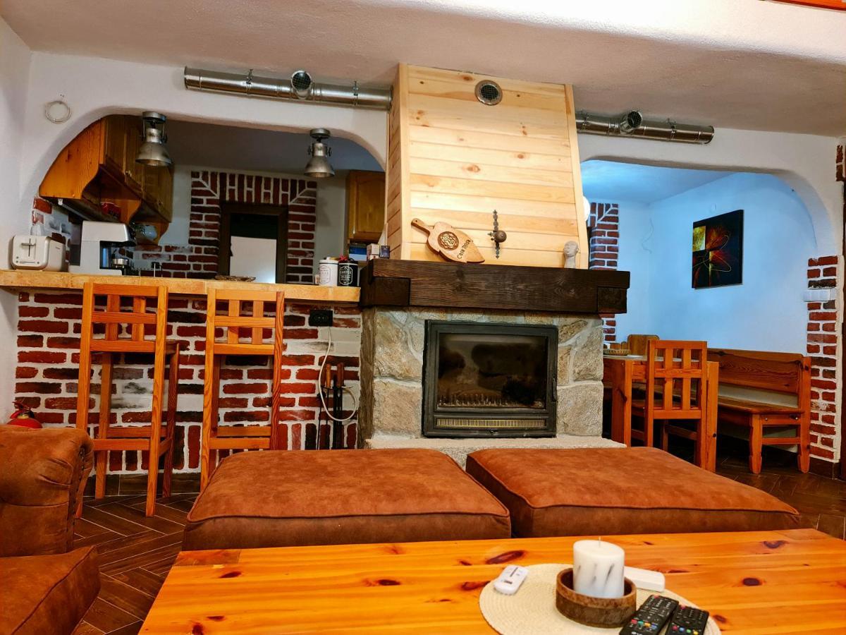 Къща За Гости Каза Роза - Swiss Style Chalet Casa Rosa Guest House Kyustendil Exterior foto